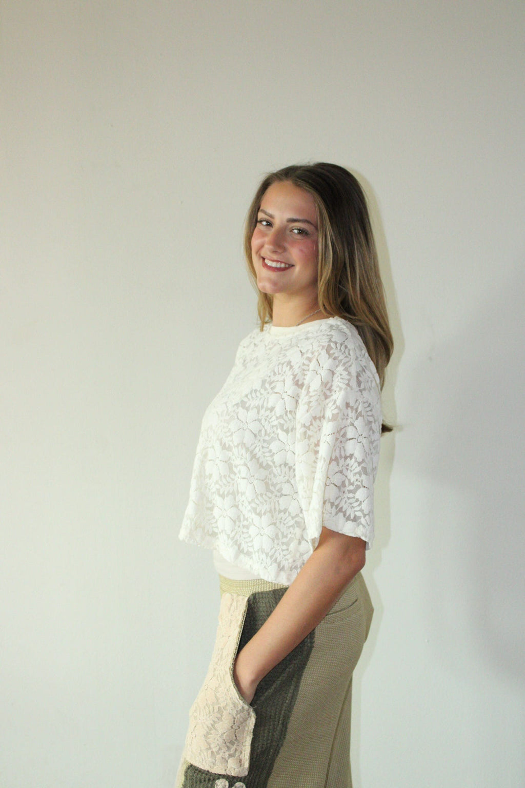 Floral Lace Cropped Top